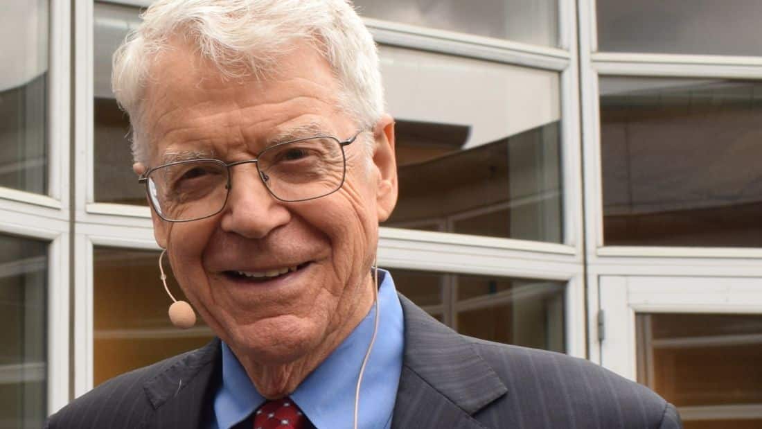 Dr Caldwell Esselstyn