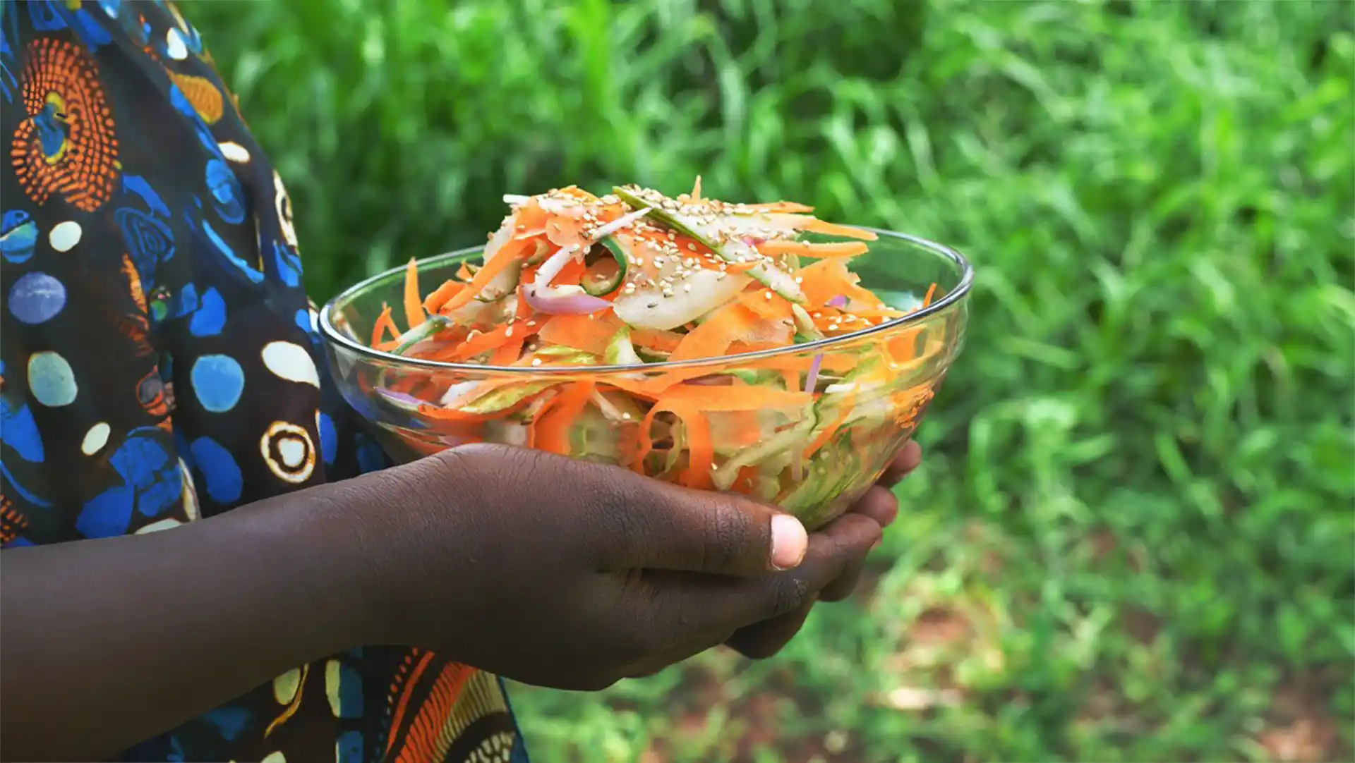 Carrot cucumber salad